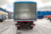 Вход в отсек изометрического фургона