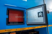 Люк для доступа к сварочному выпрямителю
