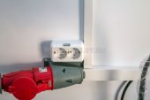 Розетки 220В