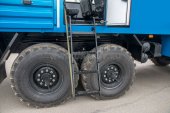 Откидная раскладывающаяся лестница