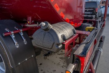 Бак для воды с краном и дозатором под жидкое мыло
