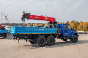 Бортовой с КМУ ИТ 200 (тросовый) УСТ 5453 Урал 4320-72 NEXT, сдвоенная кабина