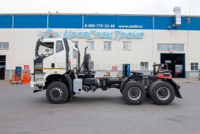  Седельный тягач УСТ 5453 FAW 3250 (6х6), КБ 3675