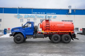 Автоцистерна вакуумная коммунальная МВ-10 КО УСТ 5453 Урал NEXT 4320-6951-72, ревизионный люк, подогрев сливного крана