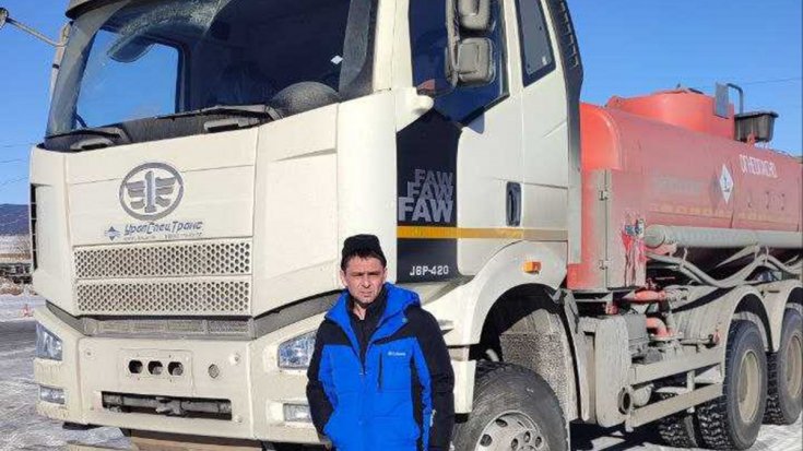 Автотопливозаправщик АТЗ 11Б УСТ 5453 FAW 3250 (6х6) КБ 3675 ДОПОГ в работе