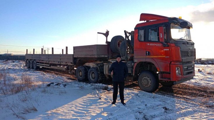 Купил тягач УСТ 5453 SHACMAN SX42586V385 (6х6) + полуприцеп тяжеловоз ППТ 45-32-12 УКБФ приставные трапы