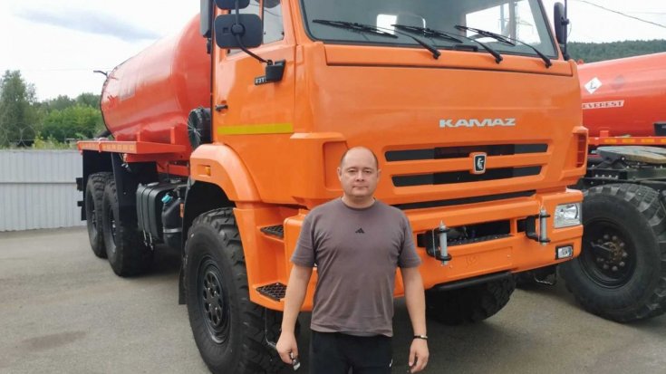 Купил автоцистерну МВ-10 КО Камаз 43118