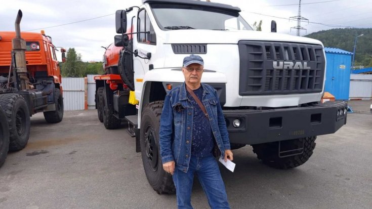 Купил автоцистерну АКН-10 КО Урал NEXT 4320-72, ревиз. люк, подогрев слив.ДОПОГ, УВЭОС