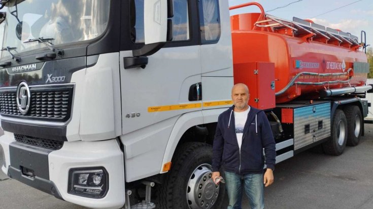 Купил автотопливозаправщик АТЗ-17-4Р, УСТ 5453, SHACMAN SX325 6х4, КБ 4975 мм.
