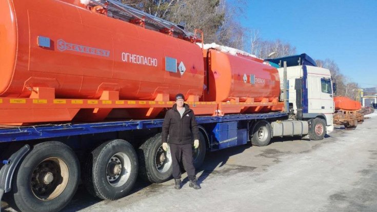 Купил контейнер-цистерну КЦ-20 (4 ед.)