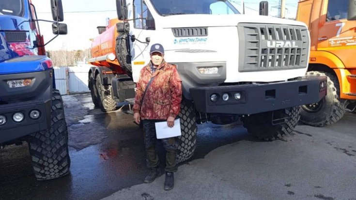 Купил автотопливозаправщик АТЗ-10Б Урал NEXT 4320-72 ДОПОГ