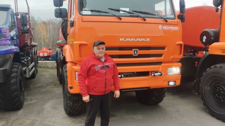 Купил автотопливозаправщик  АТЗ-11-2Б Камаз 43118 сп.м. ДОПОГ, УВЭОС