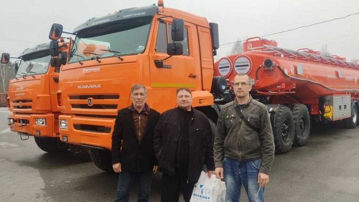 Купил седельный тягач Камаз 43118 сп.м.,ДОПОГ, гидрофикация (3 ед.) + полуприцеп цистерну ППЦ 26Б-32Л-3НУ BPW безрамная, пневмоподвеска, насос (3 ед.)