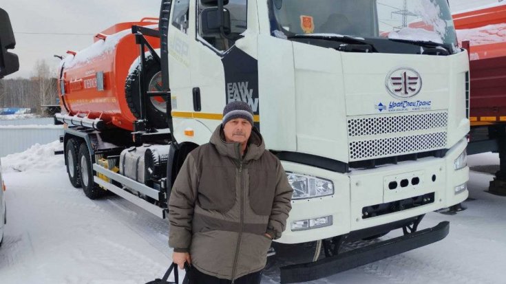 Купил автотопливозаправщик АТЗ 18-2 FAW 3250 (6х4)