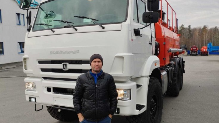 Купил автотопливозаправщик АТЗ-11-2Б Камаз 43118 ДОПОГ, УВЭОС