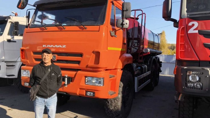 Купил автоцистерну АЦПТ-10НО Камаз 43118 насос, обогрев