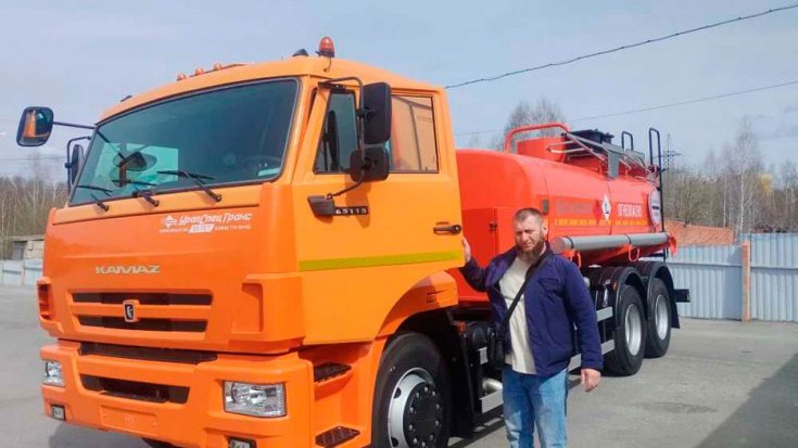 Купил автотопливозаправщик АТЗ-11Б УСТ 5453 Камаз 65115-48