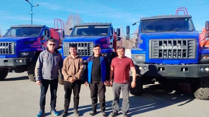 Купил автотопливозаправщик АТЗ-11Б,  АЦПТ-10НО