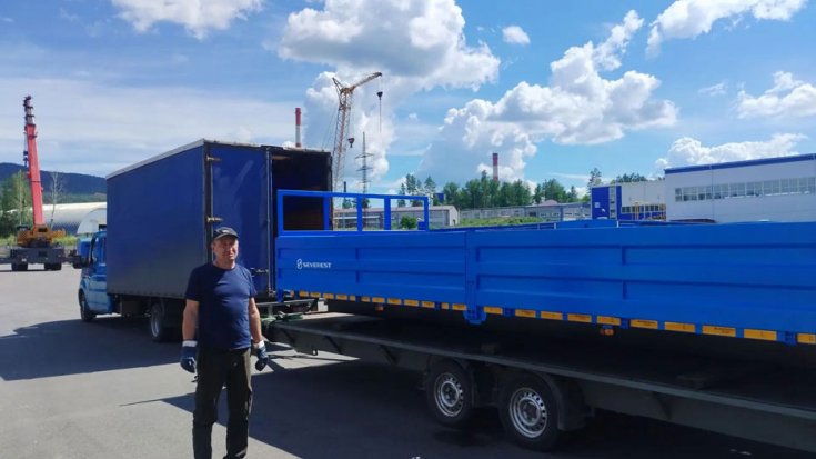 Купил контейнеровозную навеску