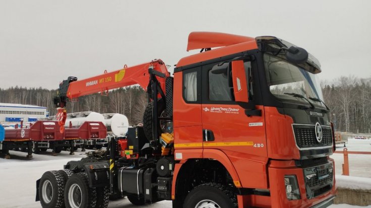 Купил тягач УСТ с КМУ ИТ-150 SHACMAN SX42586V385 (6х6)