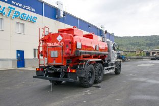 Снятые с производства навески автотопливозаправщики