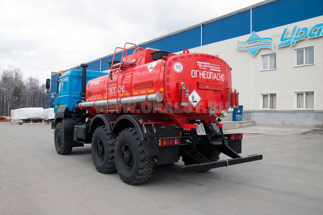Автоцистерна АЦ-10 УСТ-5453