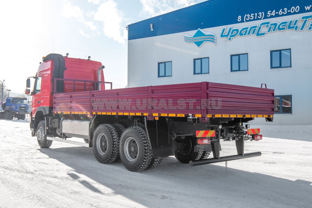 Автомобиль бортовой Контейнеровоз Volvo FM 6x6 