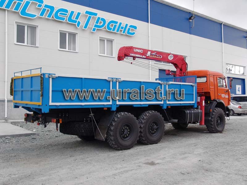 Бортовой Камаз 43118 с КМУ UNIC-505