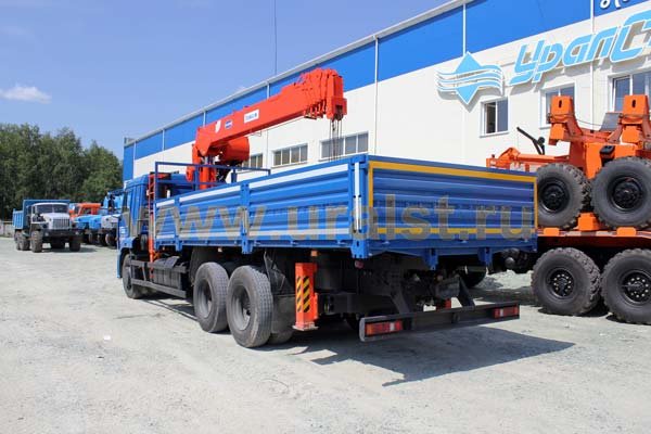 Бортовой Камаз с КМУ Kanglim KS-1256G-II