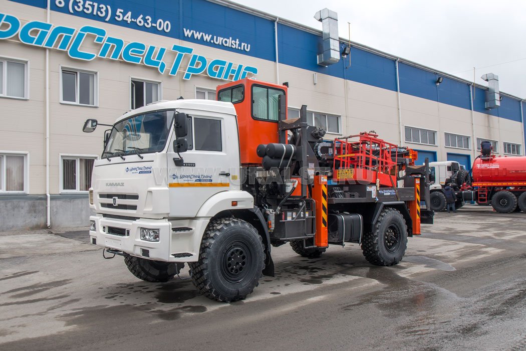 Ямобур Камаз