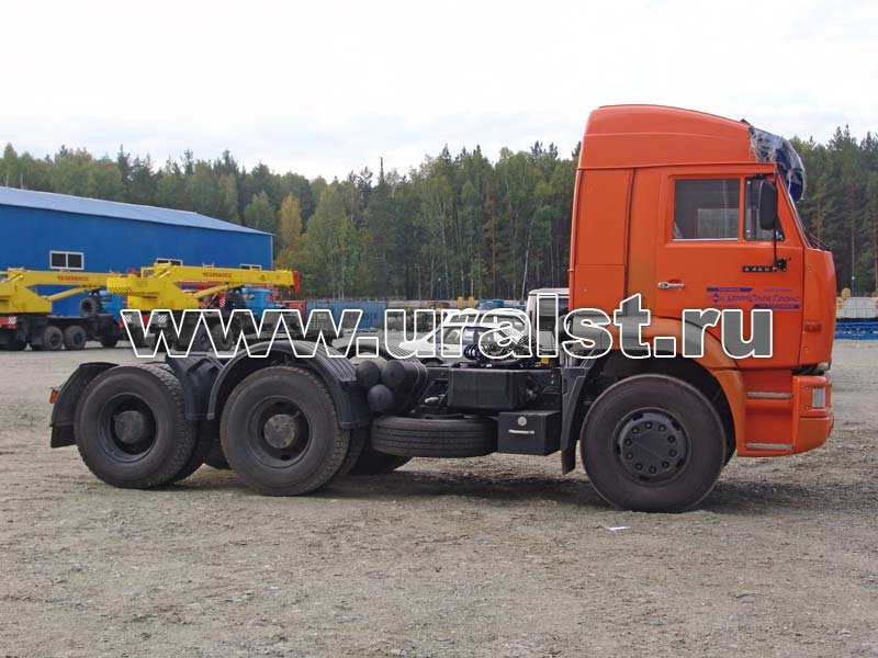 Снятый с производства Седельный тягач Камаз Камаз 6460-91030