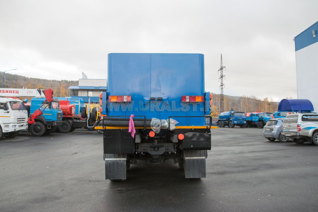 Агрегат цементировочный АЦ-32 на Урал 4320-80Е5