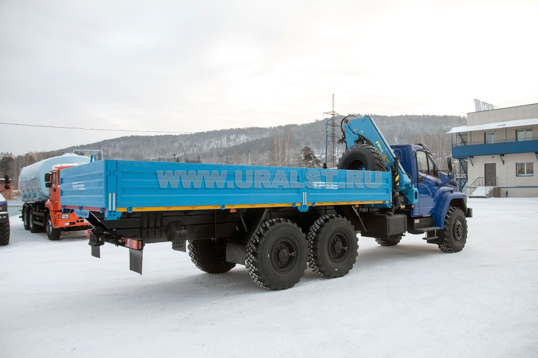 Автомобиль бортовой Урал 4320-6952-74 NEXT с КМУ ИМ-180