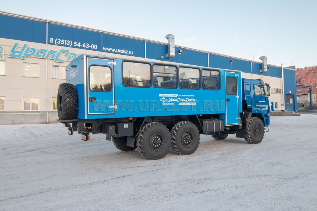 Автобус вахтовый 28+2 комфорт УСТ 54535P Камаз 43118-RR, сп.м