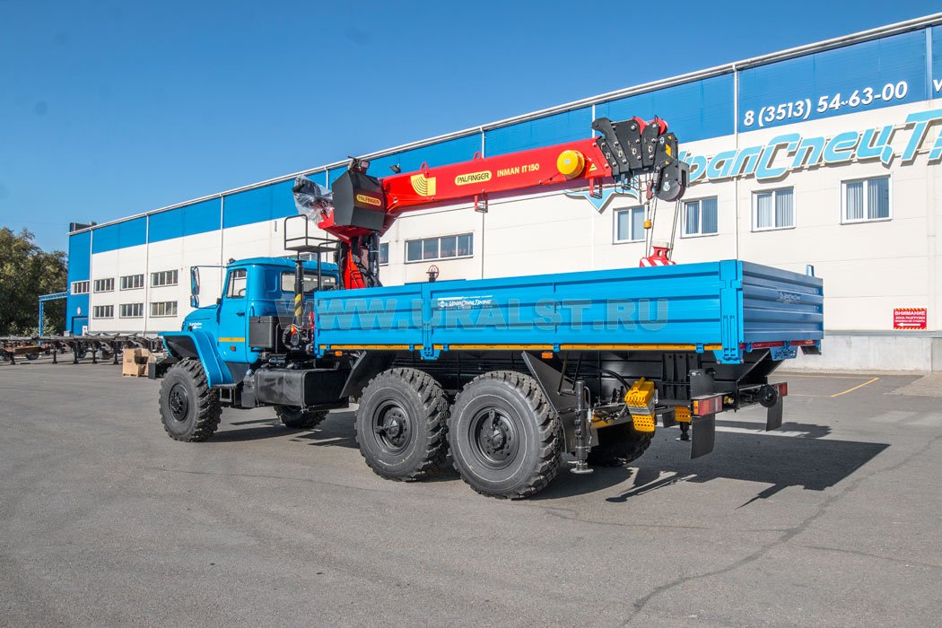Автомобиль бортовой с КМУ ИТ-150 (тросовый) УСТ 54532Е Урал 4320-60Е5