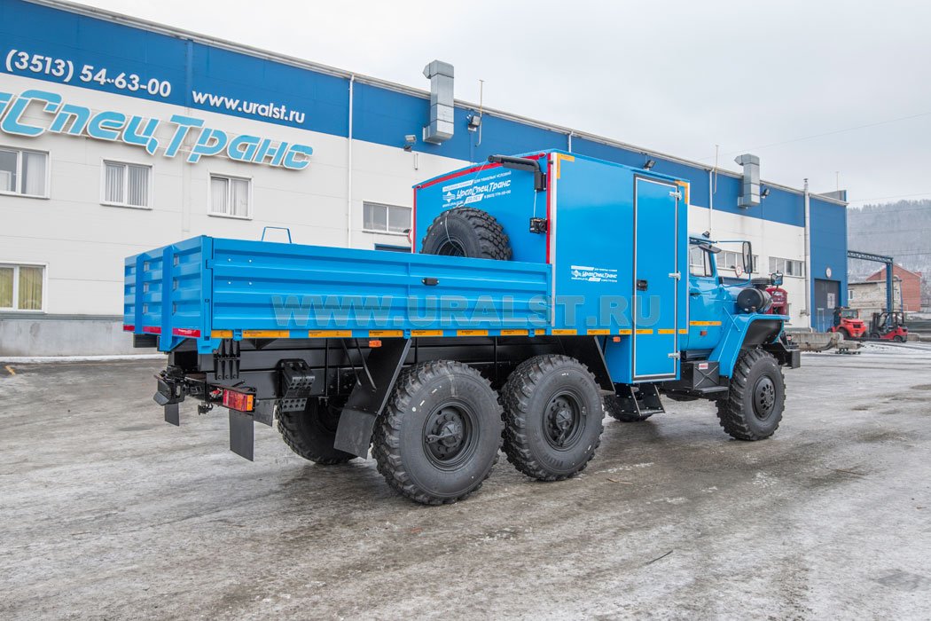 Грузопассажирский автомобиль ГПА 6+2 откр. УСТ 5453 Урал 5557-60Е5 базовая