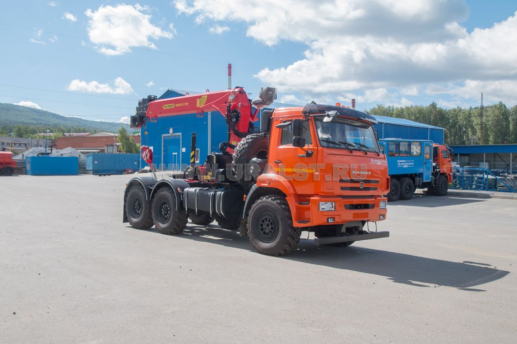 Седельный тягач с КМУ ИТ-150 (тросовый) УСТ 5453 Камаз 43118-50 ДОПОГ