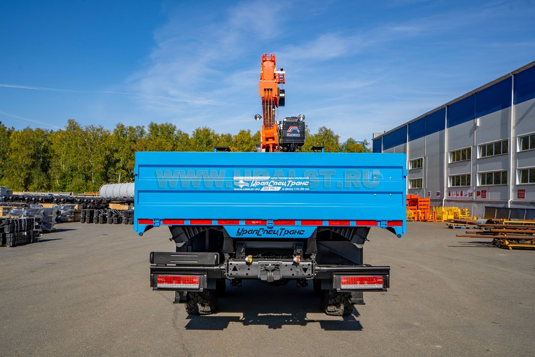 Бортовой автомобиль с КМУ KS-1256G-II (тросовый) УСТ 5453 Камаз 43118 сп.м