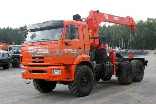 Седельный тягач Камаз с краном манипулятором