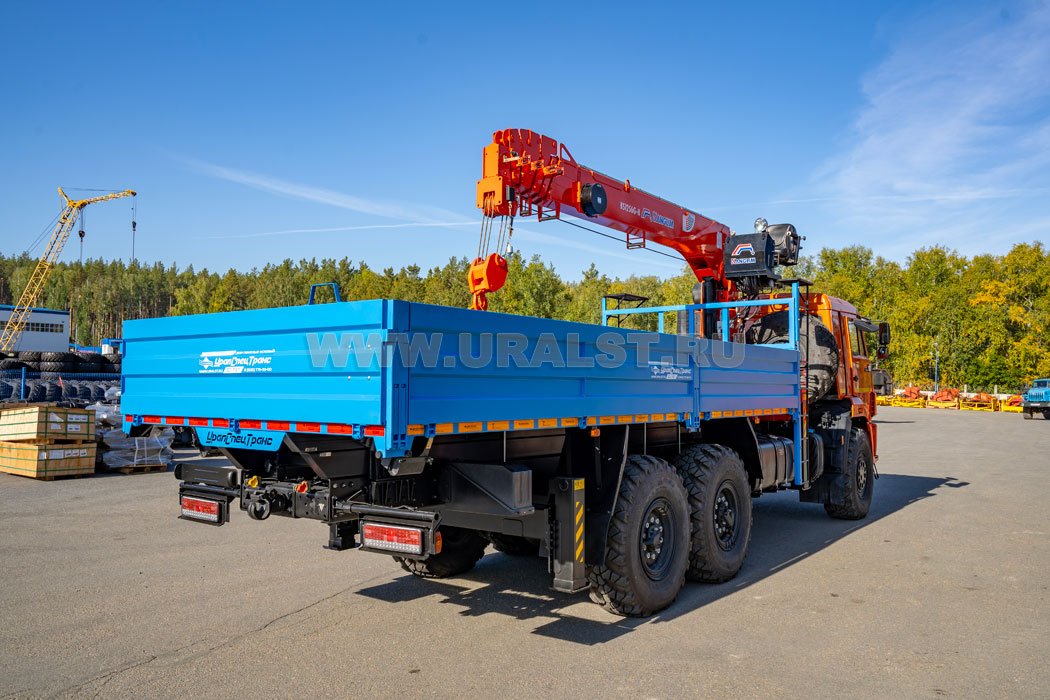 Бортовой автомобиль с КМУ KS-1256G-II (тросовый) УСТ 5453 Камаз 43118 сп.м
