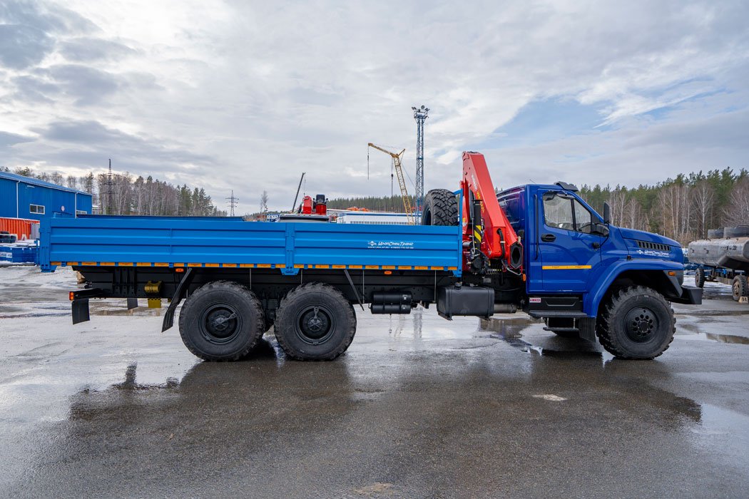 Бортовой автомобиль с КМУ ИМ-150N УСТ 5453 Урал NEXT 4320-6952-72Е5И06М33