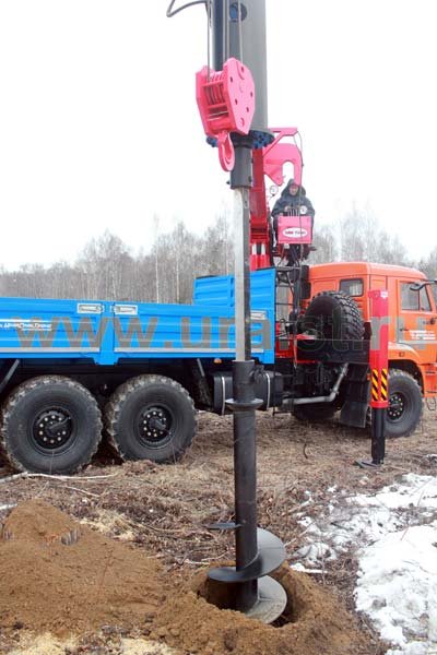 Ямобур Камаз