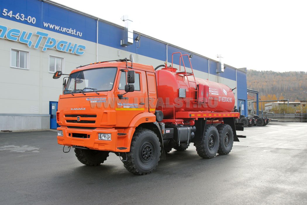Автоцистерна нефтепромысловая АКН-11 КО УСТ-5453 на шасси Камаз 43118-46