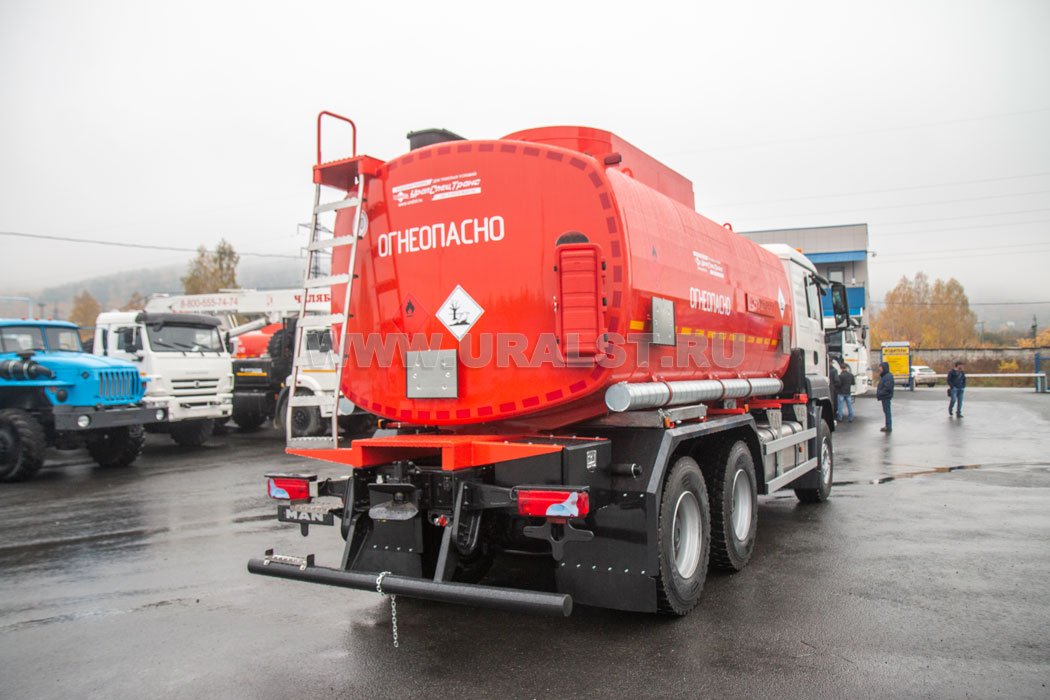 Автоцистерна АЦ-20-2 УСТ-5453 на шасси MAN