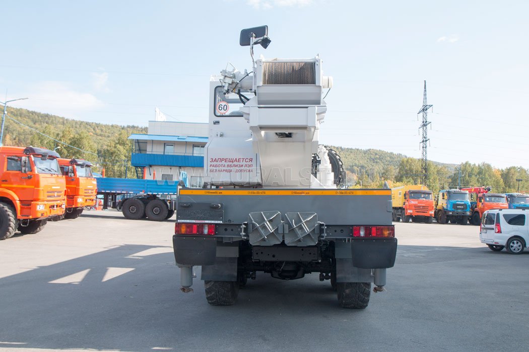 Автокран КС-55732-22