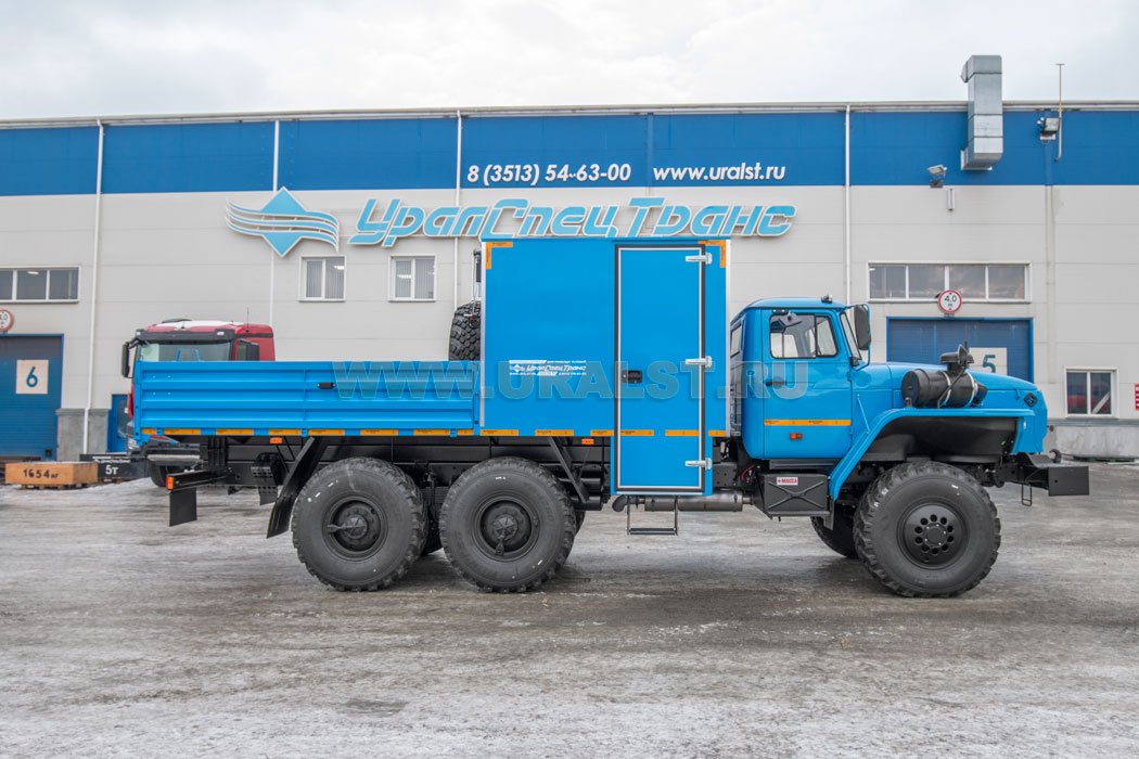 Грузопассажирский автомобиль ГПА 6+2 откр. УСТ 5453 Урал 5557-60Е5 базовая