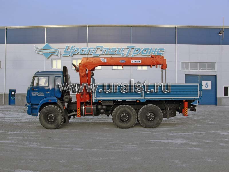 Бортовой автомобиль Камаз 43118-46 с КМУ Канглим KS1256G-II
