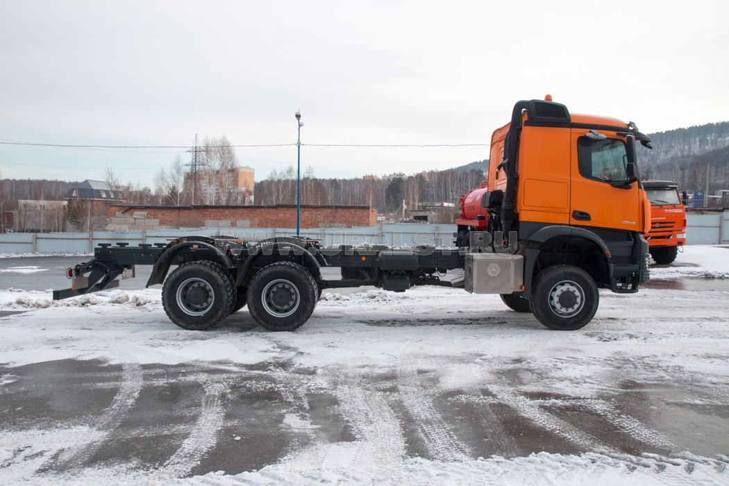 Шасси Mercedes-Benz 3345А