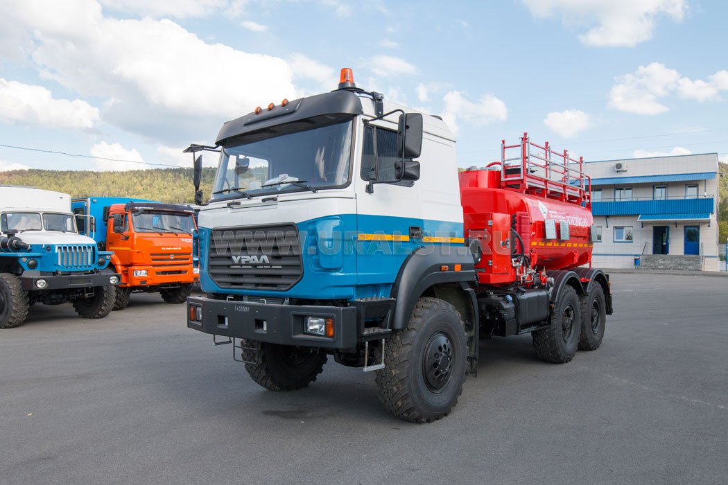 Автотопливомаслозаправщик АТМЗ-7,5-3 Урал-4320-4512-81, сп.м