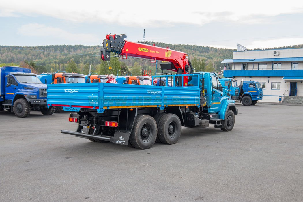 Автомобиль бортовой с КМУ ИТ-150 (тросовый) УСТ 5453V6 Урал NEXT 73945-01